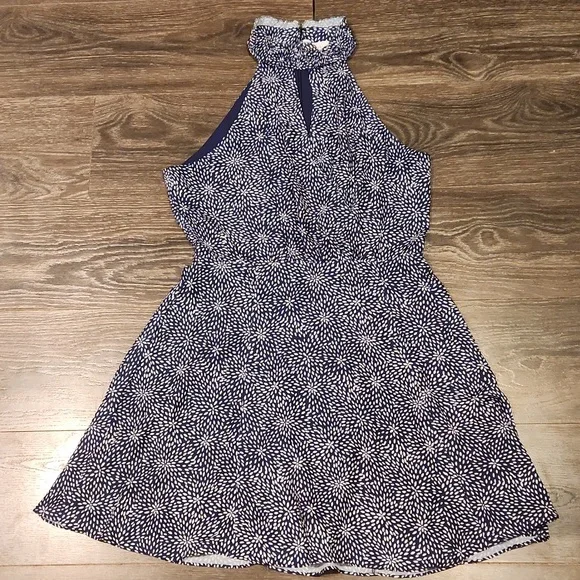 ❤️ PARKER HALTER FIT & FLARE DRESS IN NAVY WHITE PEBBLE DOT, MEDIUM - Picture 1 of 10